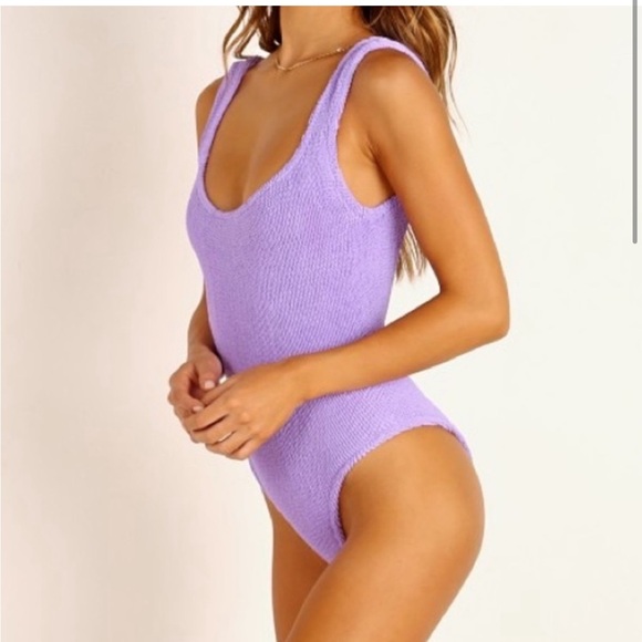 NWT Hunza G crinkle one piece swimsuit in lilac - Picture 4 of 8